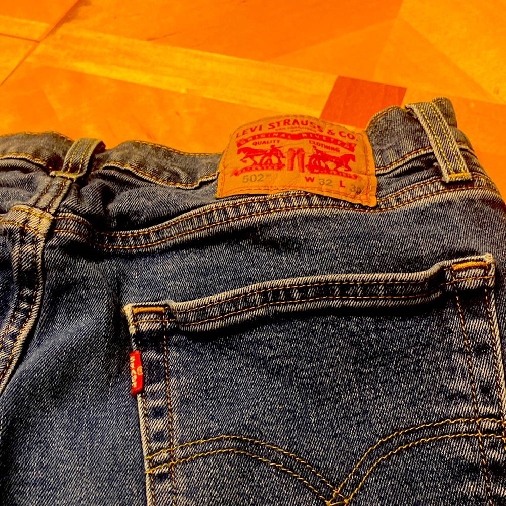 Levi jeans 502